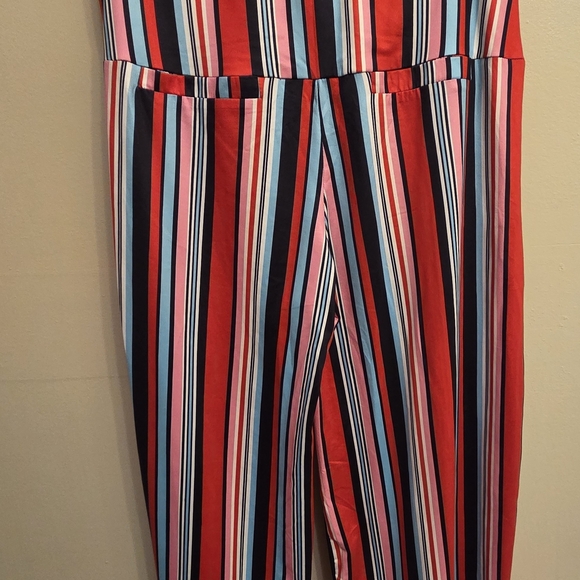 Arolina Red Multi-Stripe High Waisted Wide Leg Pants. NWT Large - Picture 3 of 3